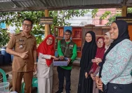 TP PKK Makassar Ajarkan Pengolahan Sampah Organik kepada Pelajar
