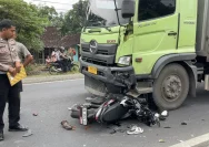 Truk Tronton Oleng, Seret Pengendara Motor ke Bawah Jembatan Bamban Tanah Laut