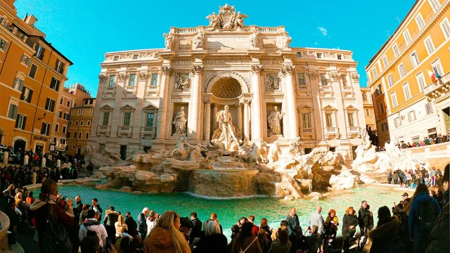 Turis Selandia Baru Ditangkap Setelah Berendam di Air Mancur Trevi Roma