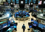 Wall Street Capai Rekor Tertinggi Berkat Lonjakan Laba Perusahaan AS