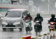 Waspada Cuaca Ekstrem: BMKG Peringatkan Hujan Petir dan Angin Kencang di Jawa Timur dan Wilayah Lainnya