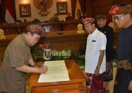 BPK RI Serahkan Hasil Pemeriksaan Keuangan Pemprov Bali 2025