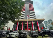 KPK Angkut Kendaraan Mewah dari Rumah Mantan Wakil Menteri Imigrasi