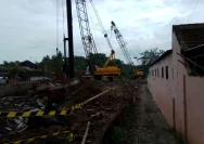 Rumah Warga Tinjomoyo Semarang Retak Akibat Proyek Mall Pakuwon