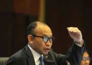 Rupiah Melemah, Rocky Gerung Sarankan Chatib Basri sebagai Pengganti Menteri Keuangan